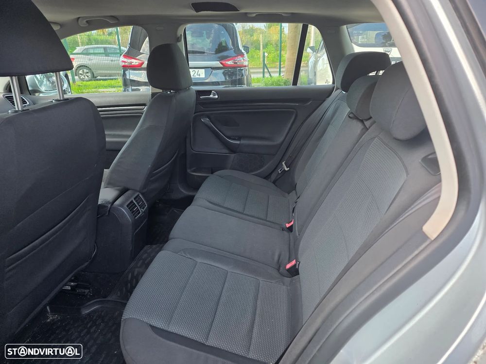 VW Golf Variant 1.6 TDi Sportline - 12