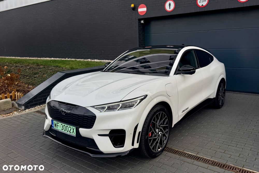 Ford Mustang Mach-E 98kWh AWD GT - 2