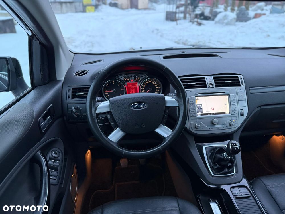 Ford Kuga 2.0 TDCi 4x4 Titanium - 18