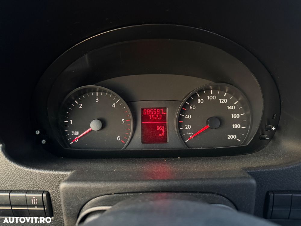 Volkswagen CRAFTER - 15