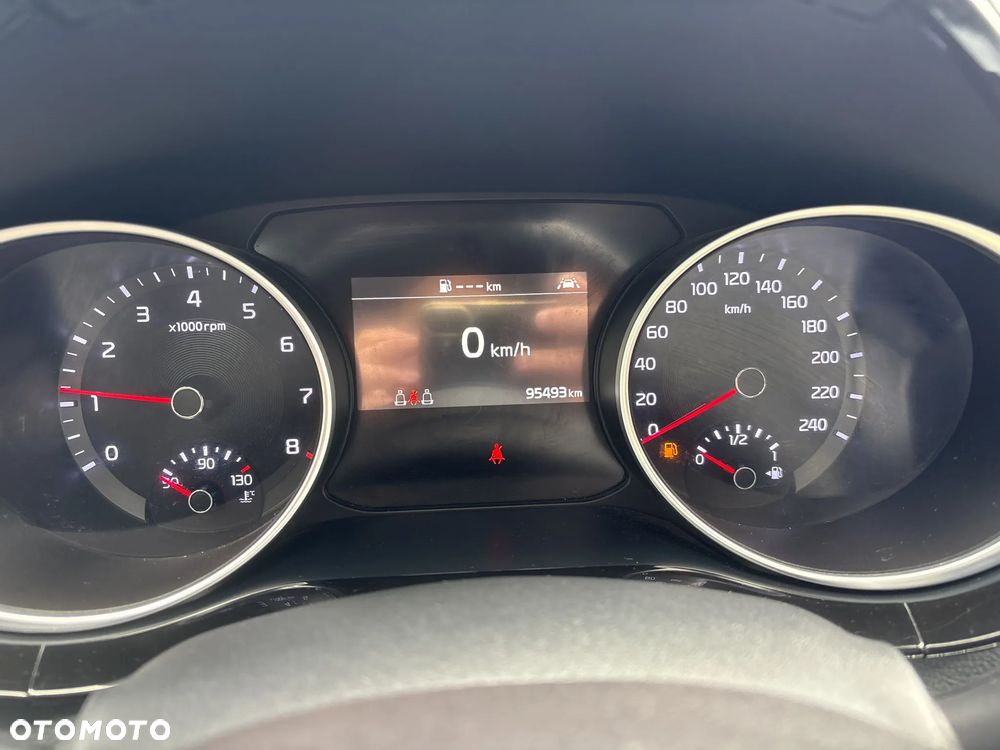 Kia Ceed 1.4 T-GDI L Business Line - 17