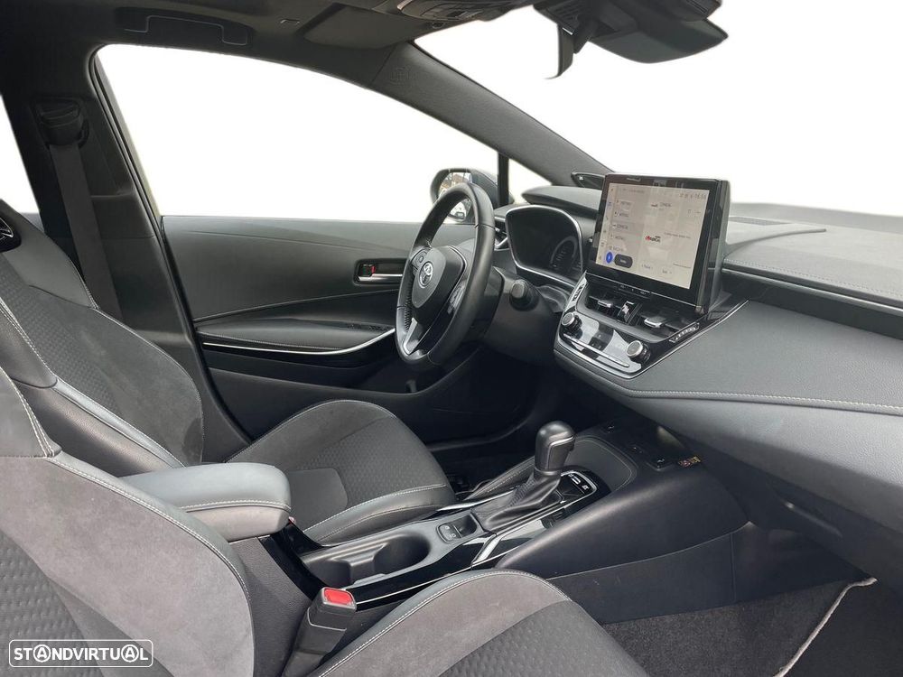 Toyota Corolla Touring Sports - 7