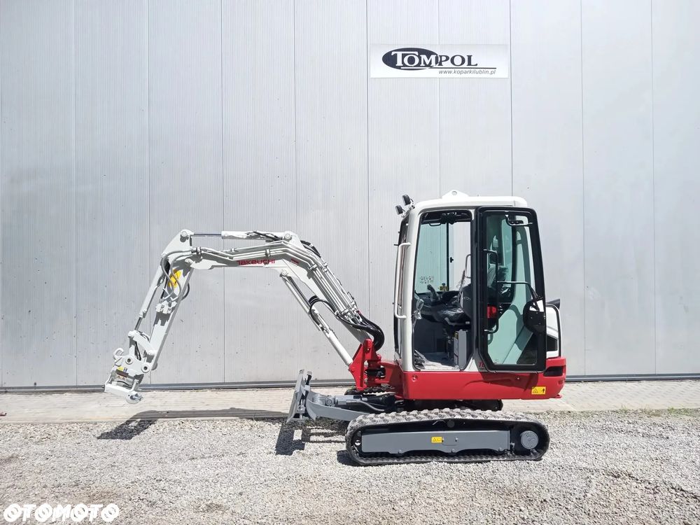 Takeuchi TB225 - 2