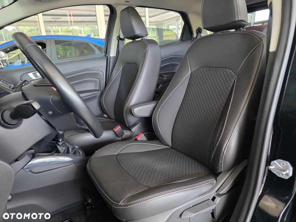 Ford EcoSport - 10