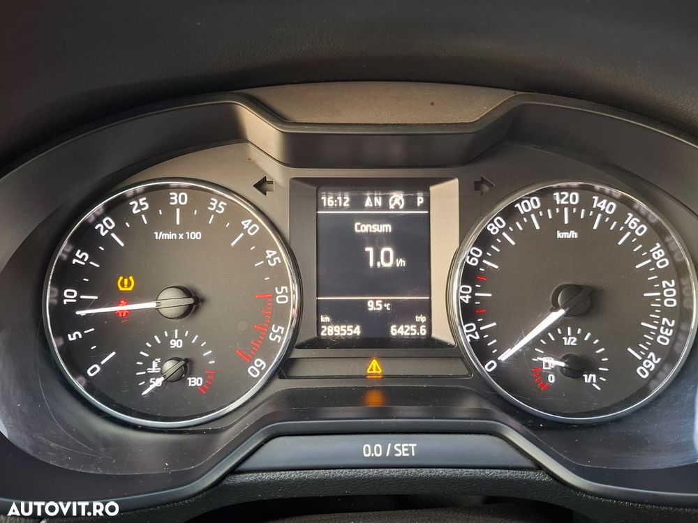 Skoda Octavia 1.6 TDI (Green tec) DSG Ambition - 7