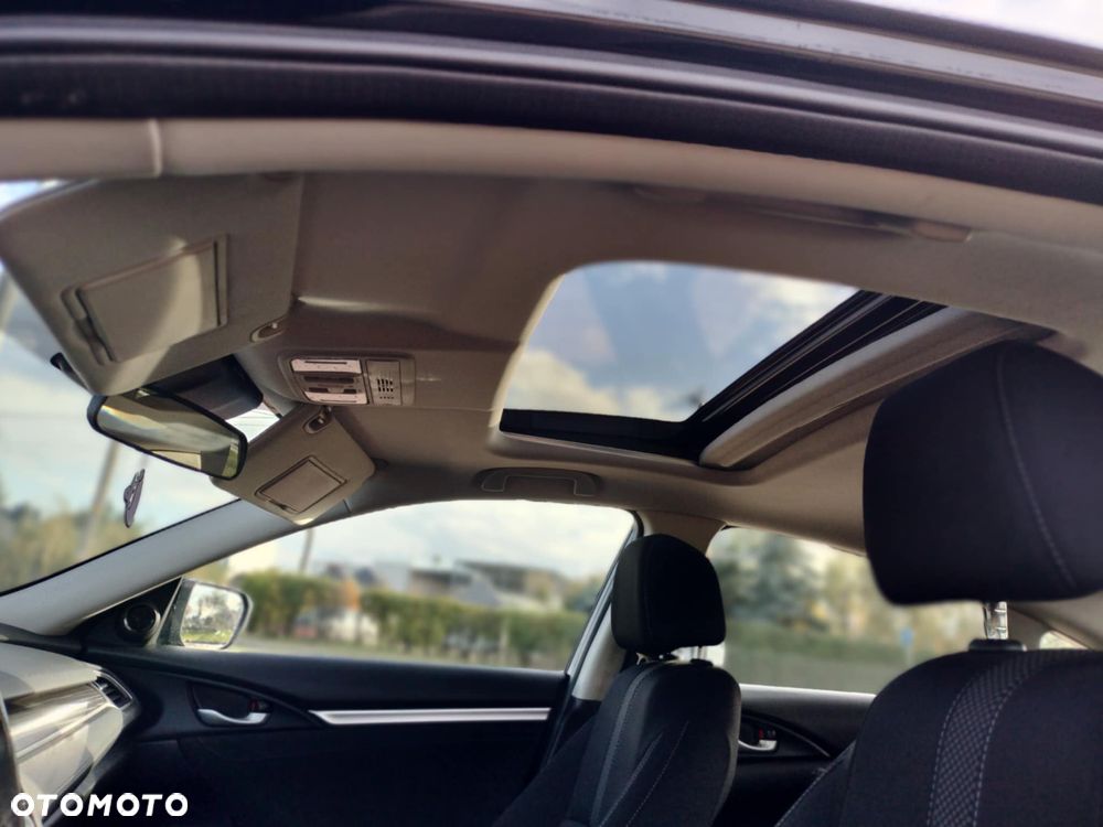 Honda Civic 1.5 i-VTEC Turbo CVT Comfort - 8