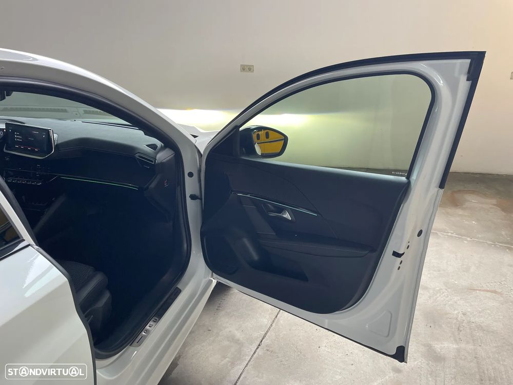 Peugeot 208 1.2 PureTech GT Line - 13