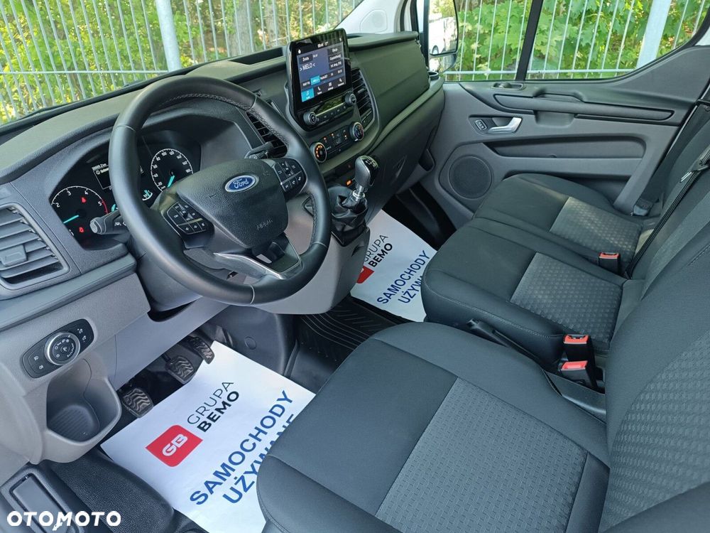 Ford Transit Custom - 8