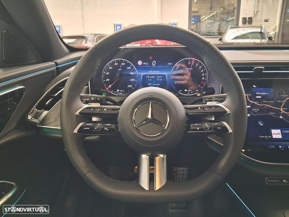 Mercedes-Benz E 300 Standard - 21