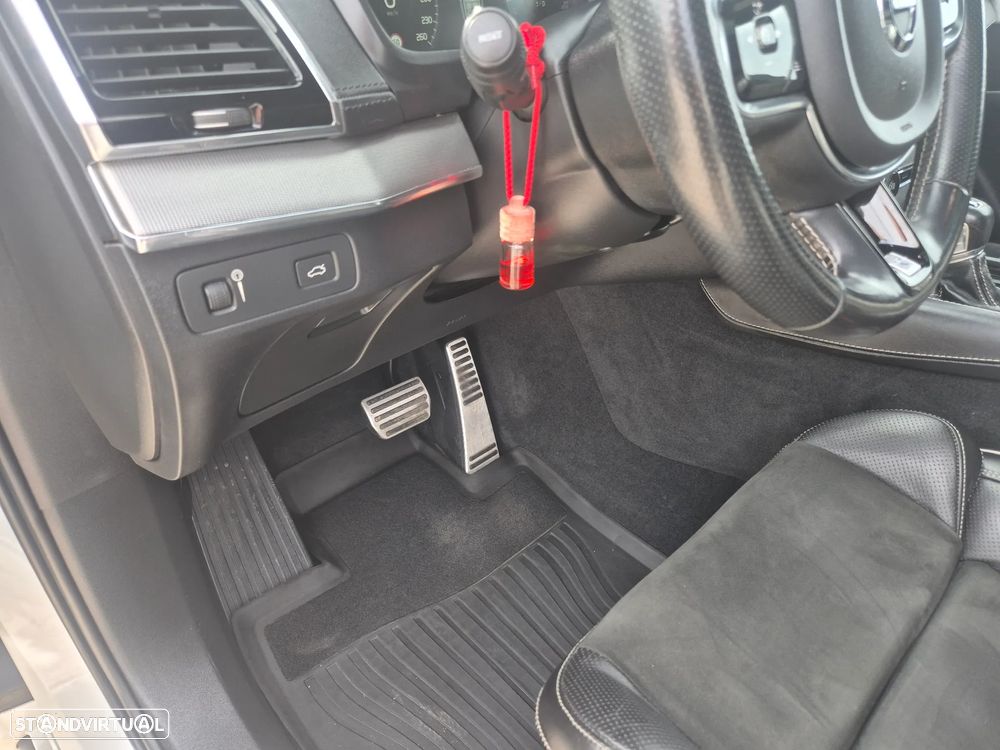 Volvo XC 90 2.0 D4 R-Design - 35