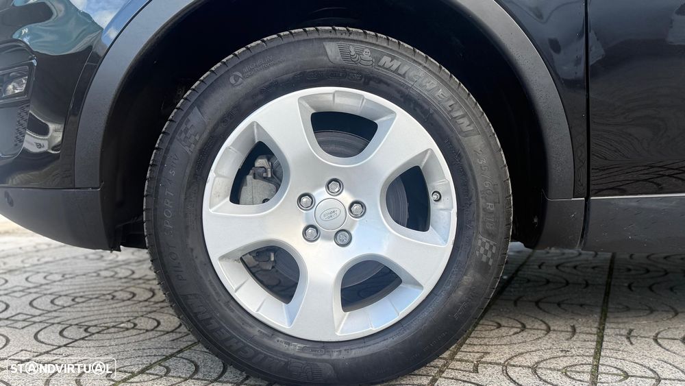 Land Rover Discovery Sport 2.0 eD4 SE - 28