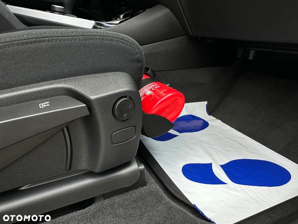 BMW X3 xDrive20i sport - 28