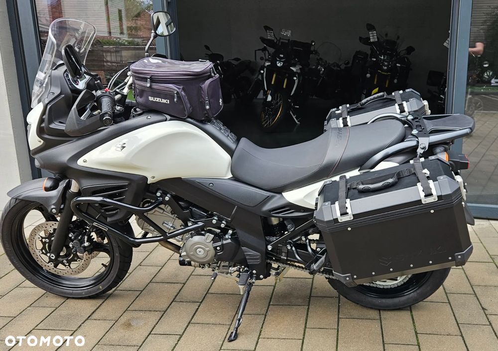 Suzuki V-STROM - 11