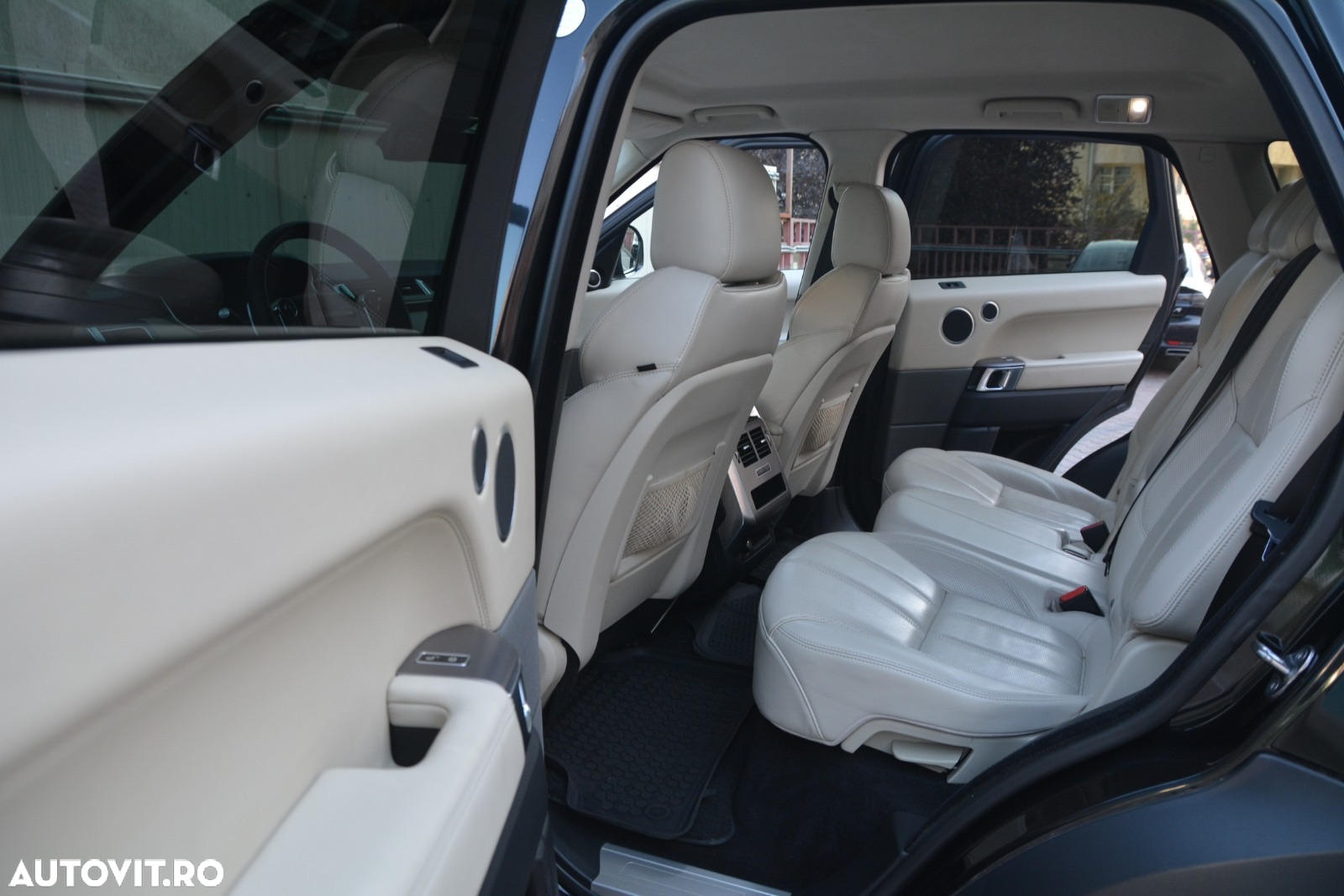 Land Rover Range Rover Sport 3.0 I SDV6 HSE Dynamic - 13
