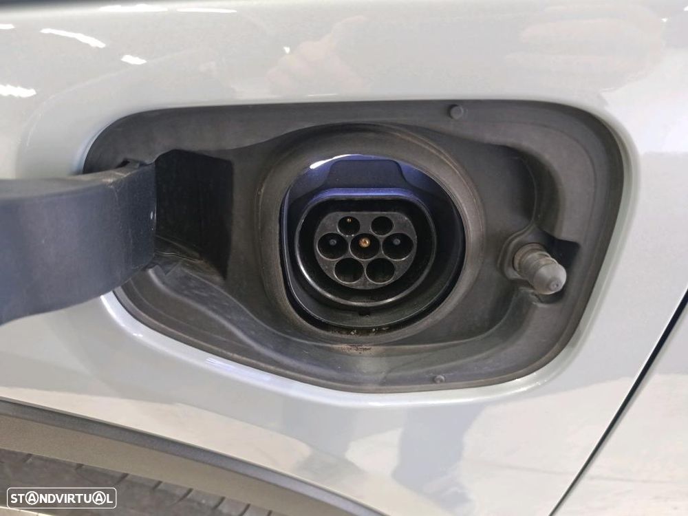 Volvo XC 40 1.5 T4 PHEV Essential - 11