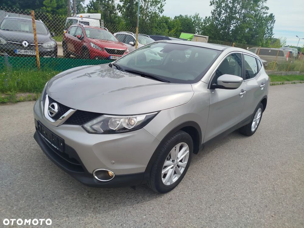 Nissan Qashqai - 1