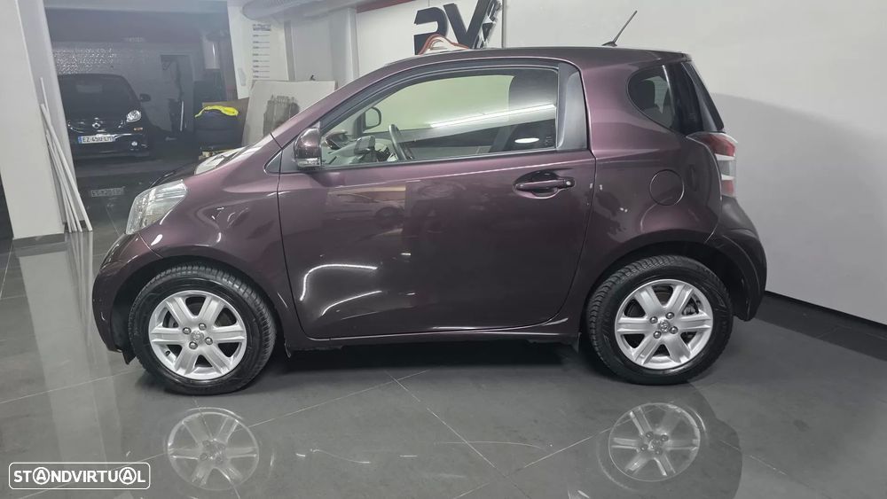 Toyota iQ 1.0 VVT-i 2 MultiDrive - 2