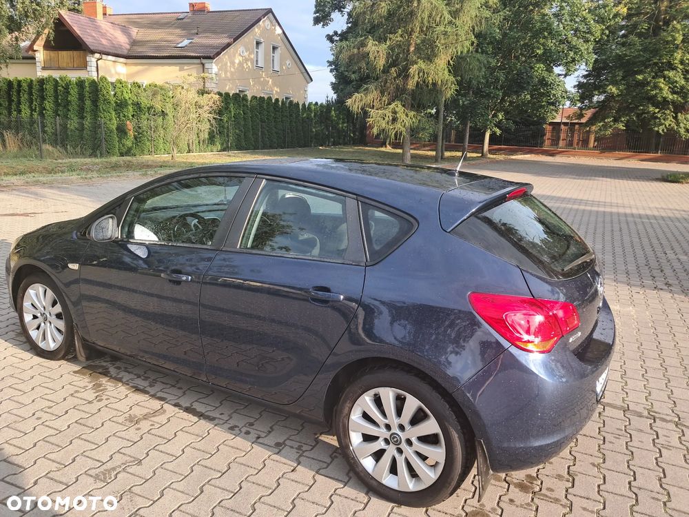 Opel Astra 1.7 CDTI - 2