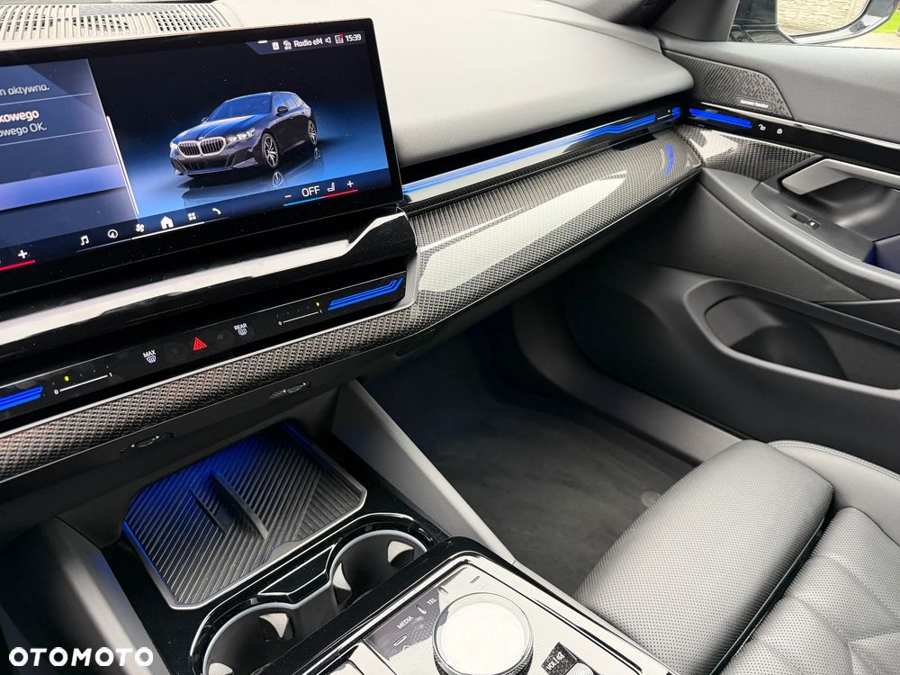 BMW Seria 5 520d mHEV - 27