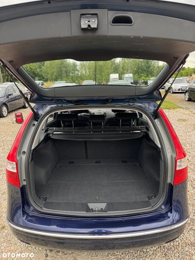Hyundai i30 1.6 blue Comfort - 8