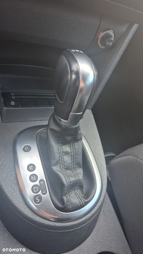 Volkswagen Touran 1.6 TDI DPF DSG Comfortline - 12