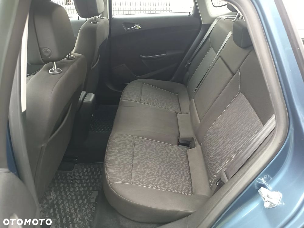 Opel Astra 1.4 T Executive S&S EU6 - 15