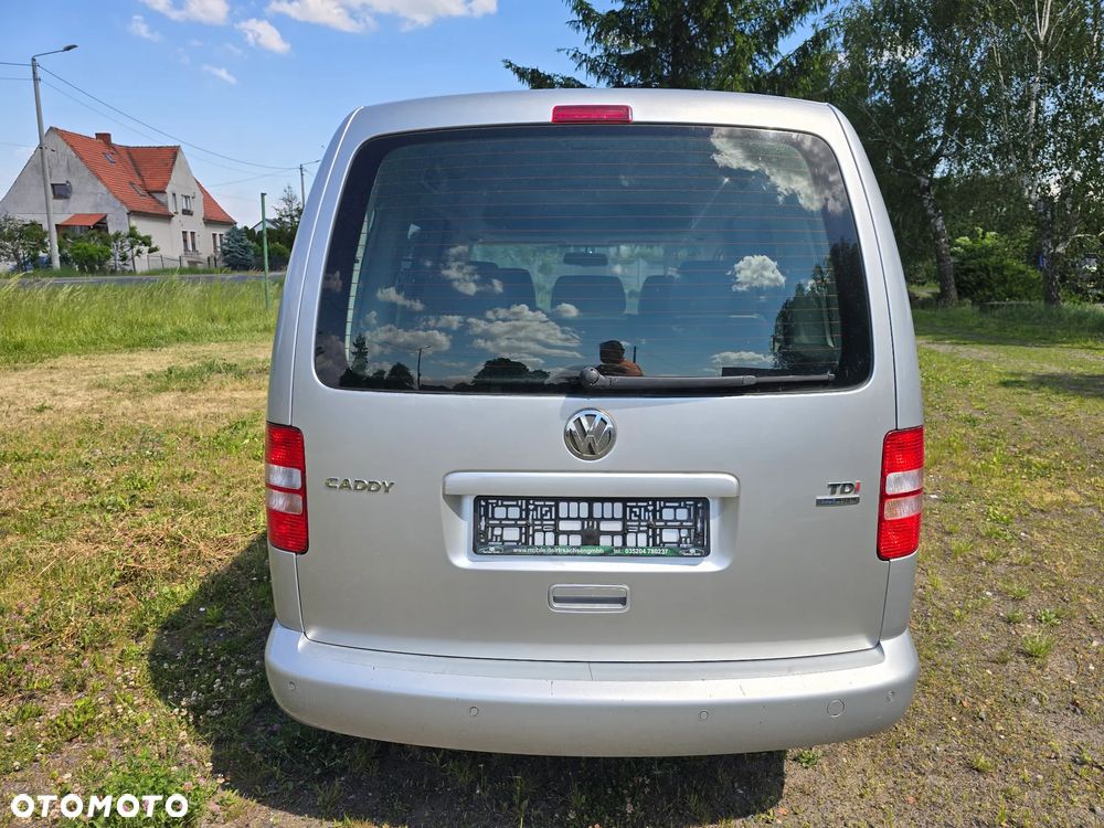 Volkswagen Caddy Trendline DSG - 5