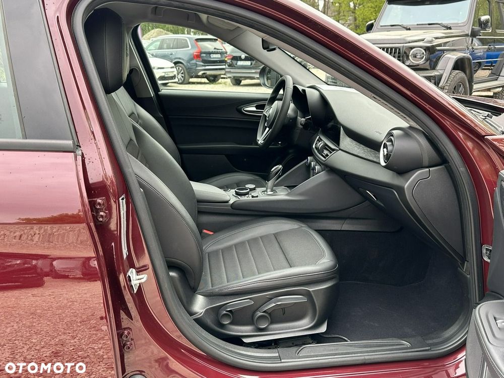 Alfa Romeo Giulia 2.0 Turbo 16V AT8 Super - 18