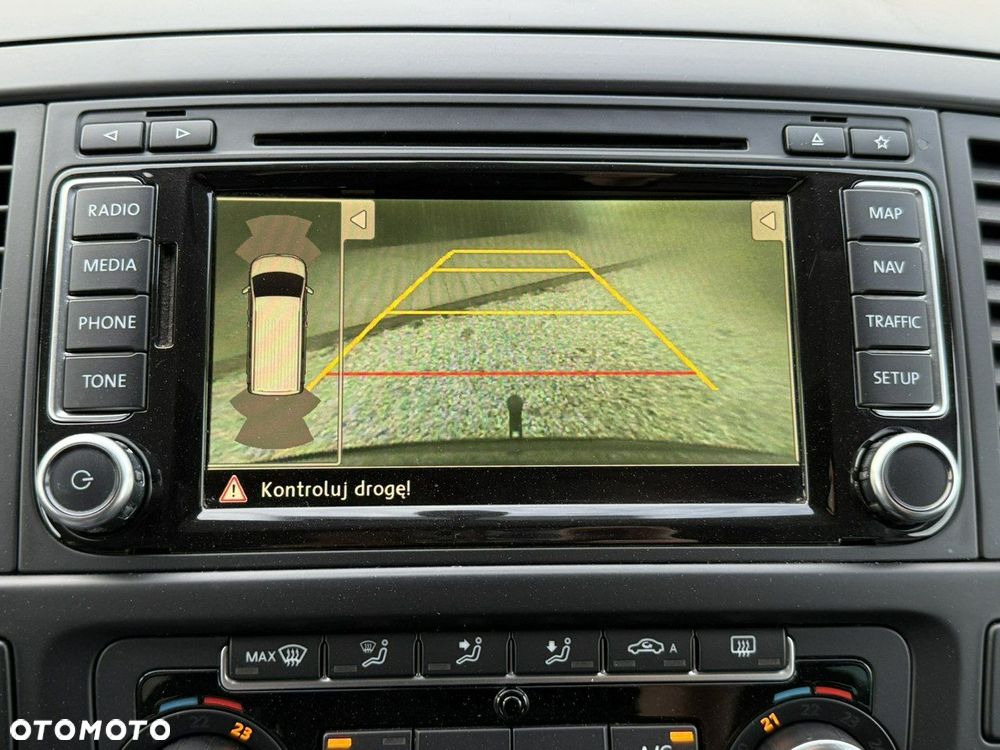 Volkswagen Multivan - 35