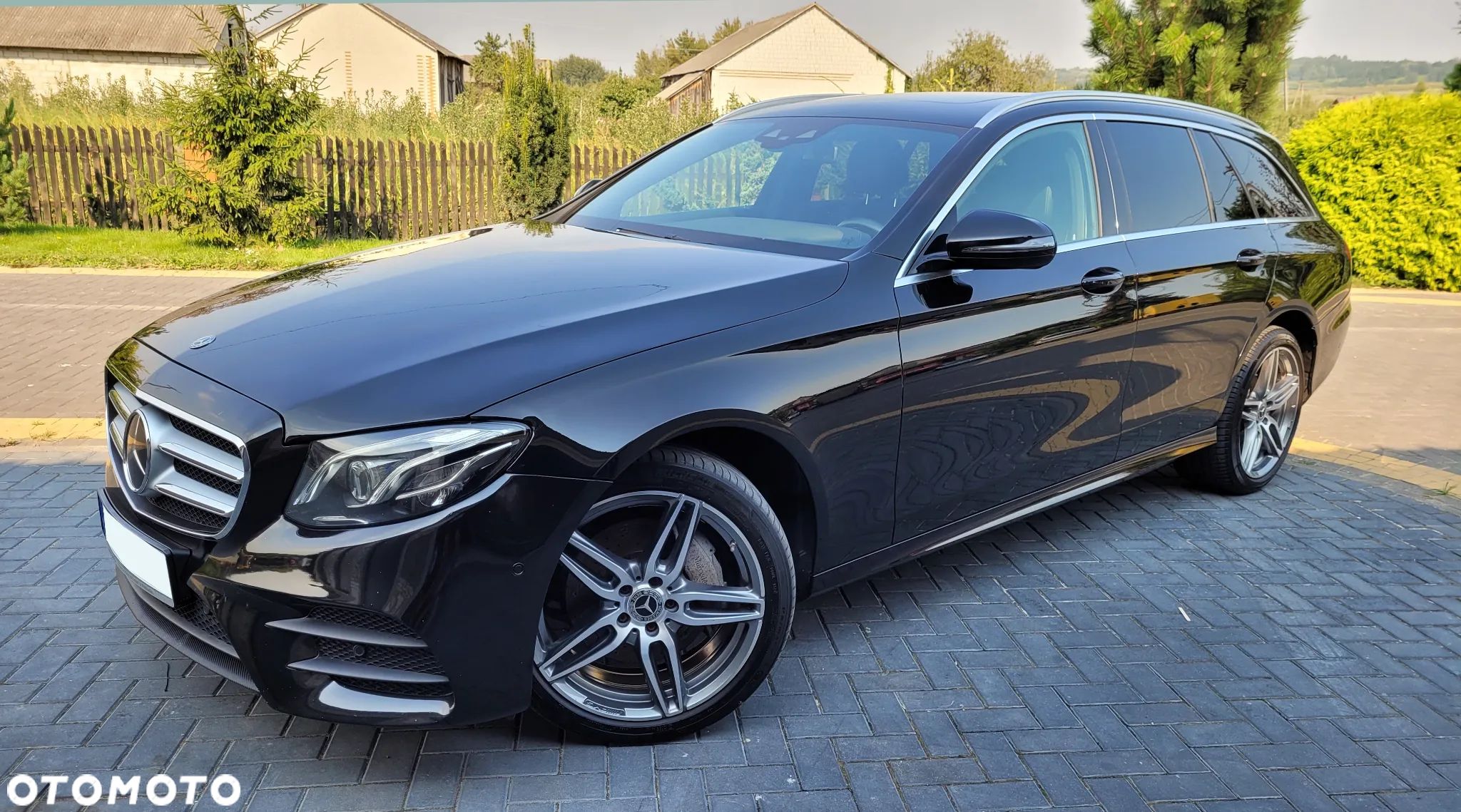 Mercedes-Benz Klasa E 220 d 4-Matic 9G-TRONIC - 1