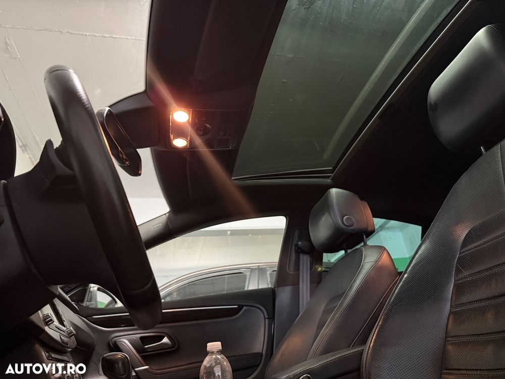 Volkswagen Passat CC 2.0 TDI DSG 4Motion BMT - 17