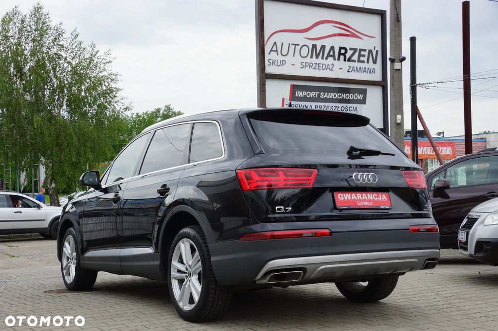 Audi Q7 - 7