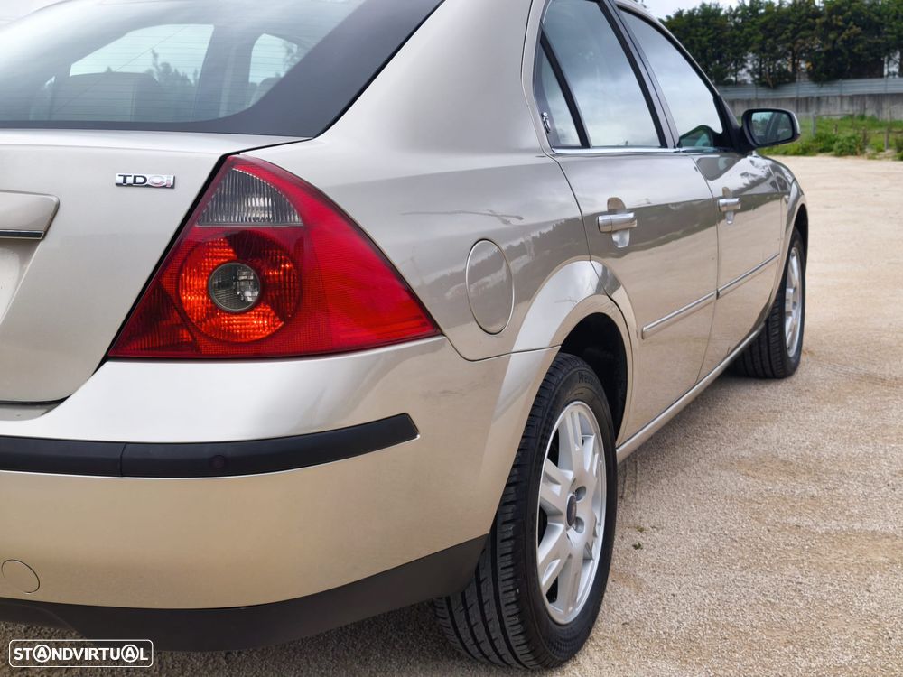 Ford Mondeo 2.0 TDCI Ghia Executive - 7