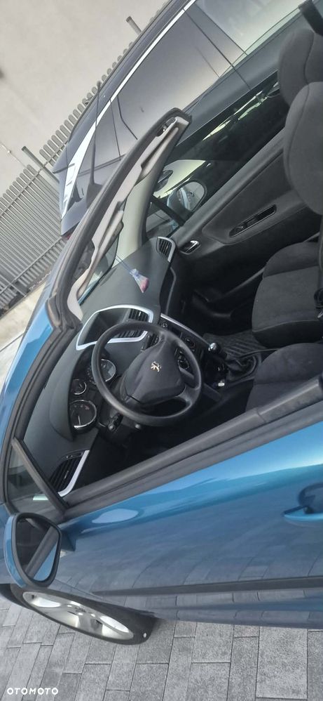 Peugeot 207 CC - 8