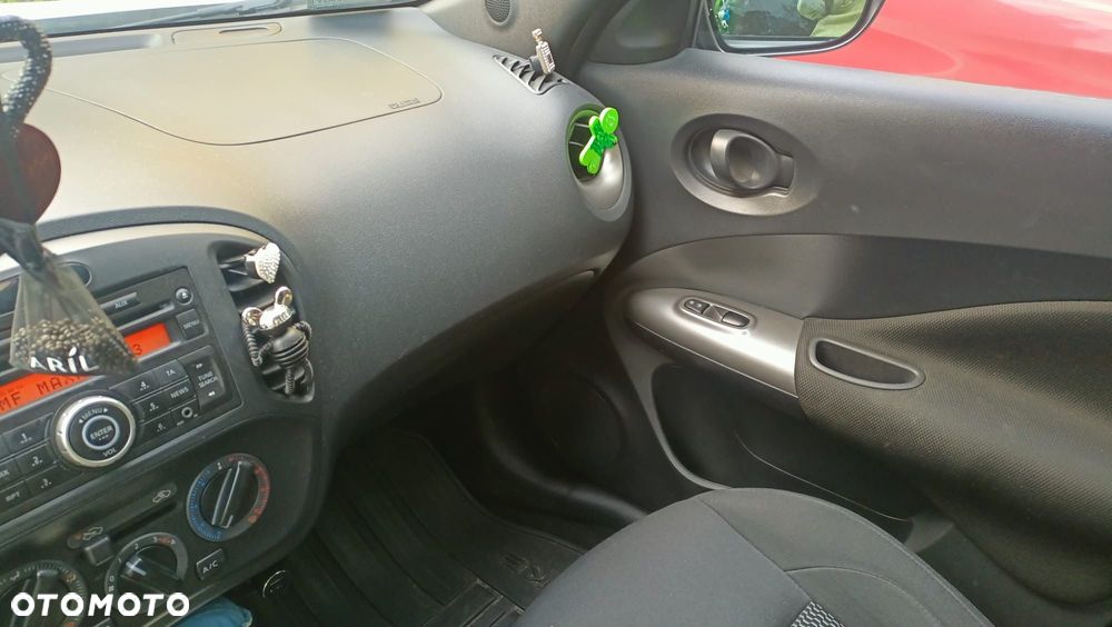 Nissan Juke 1.6 Visia - 10
