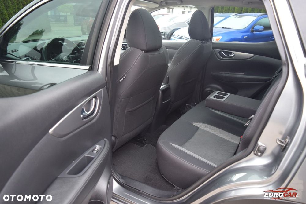 Nissan Qashqai 1.3 DIG-T DCT TEKNA - 18