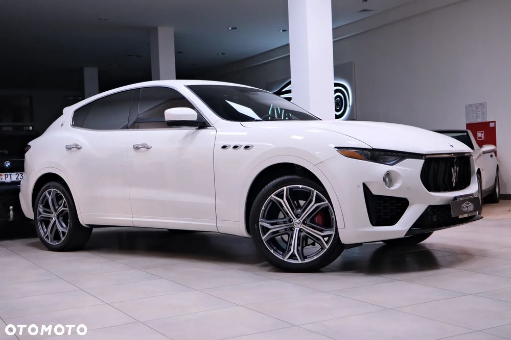 Maserati Levante - 3
