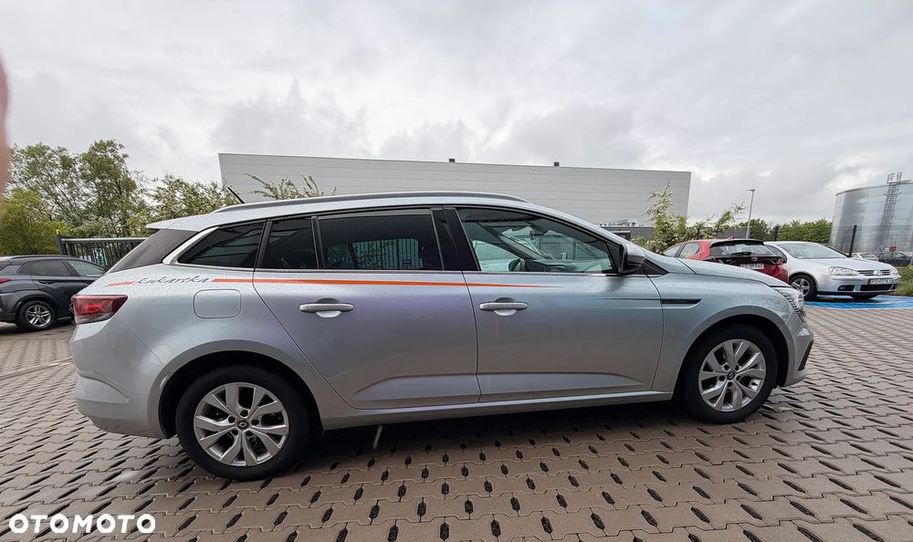 Renault Megane 1.5 Blue dCi Zen - 7