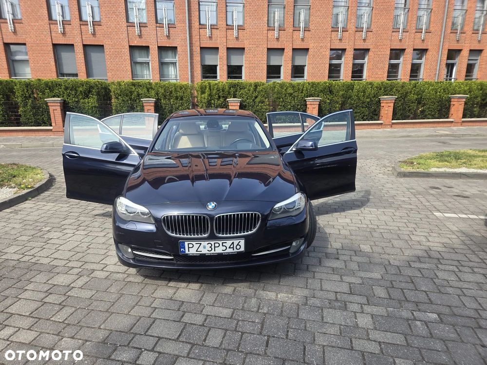 BMW Seria 5 528i - 8