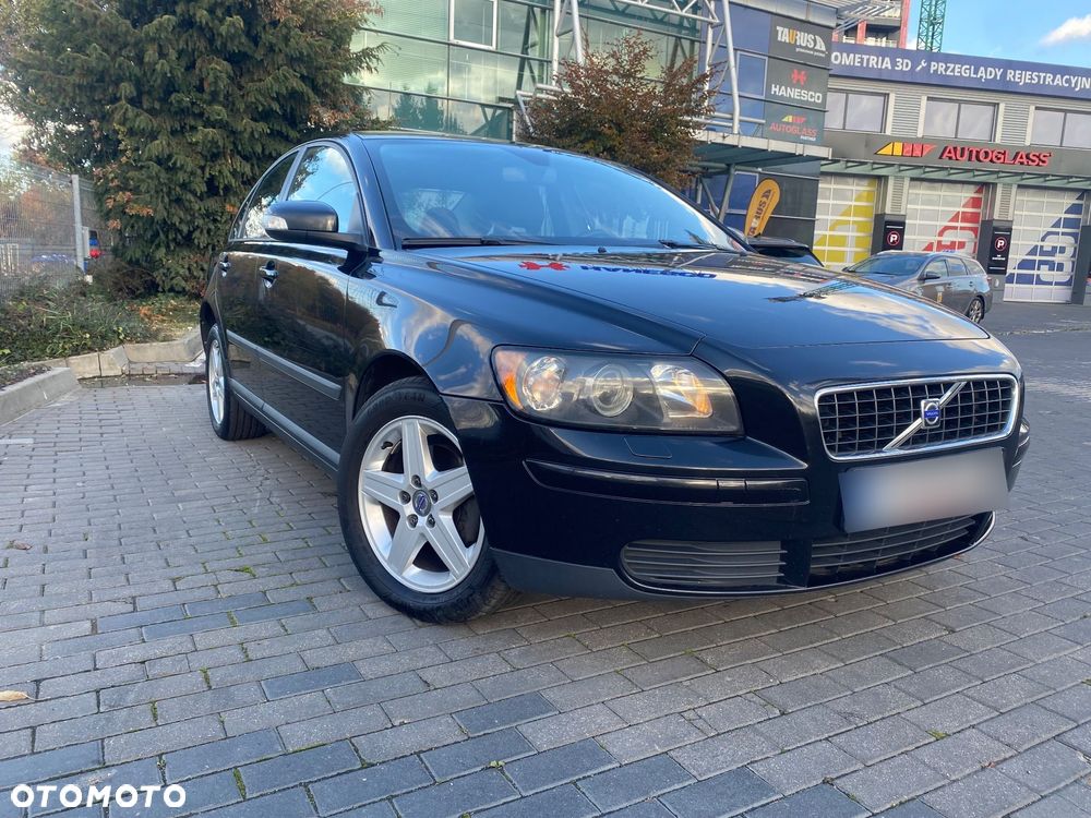 Volvo S40 1.8 - 16