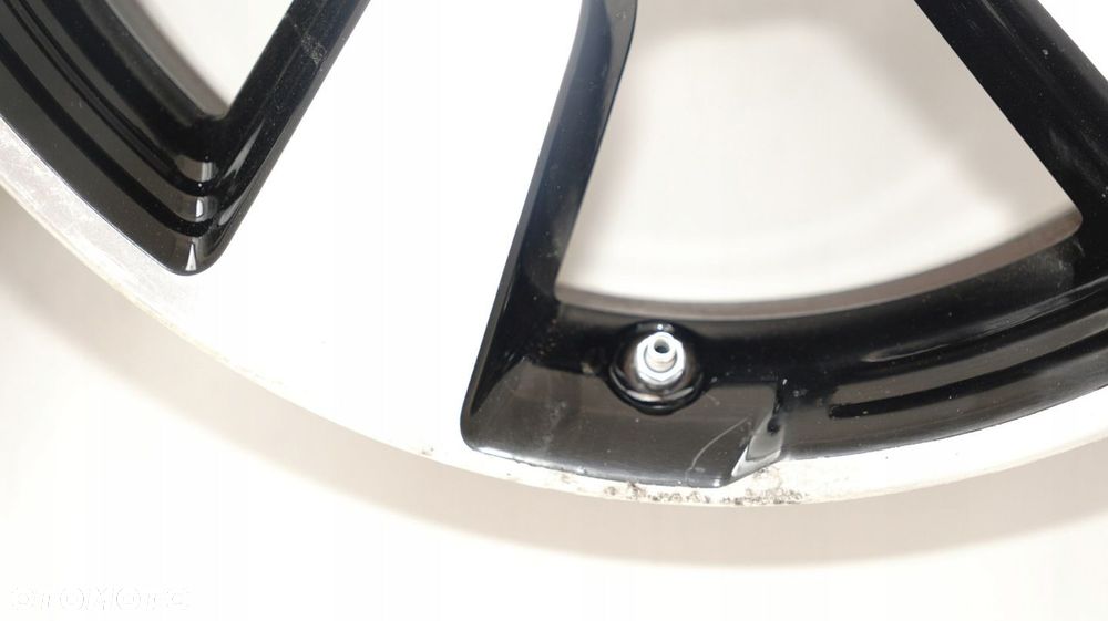 FELGI ALUMINIOWE NISSAN QASHQAI J11 13R- 5X114,3 7JX18 - 12