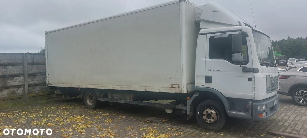 MAN TGL 12.180 Izoterma winda agregat - 3