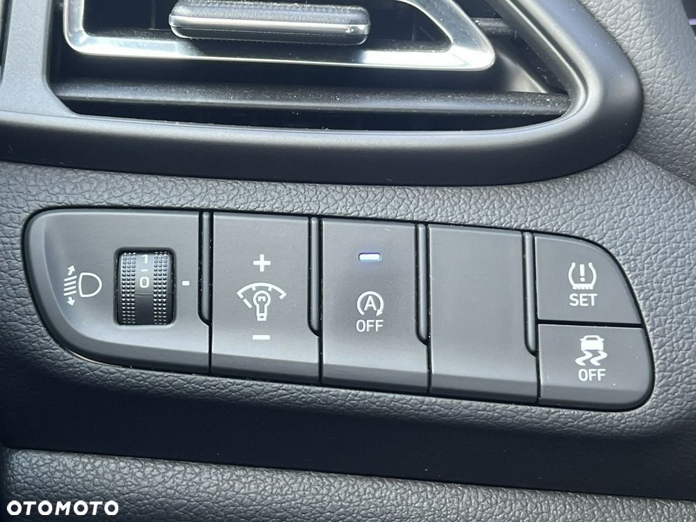 Hyundai i30 1.5 DPI Comfort - 20