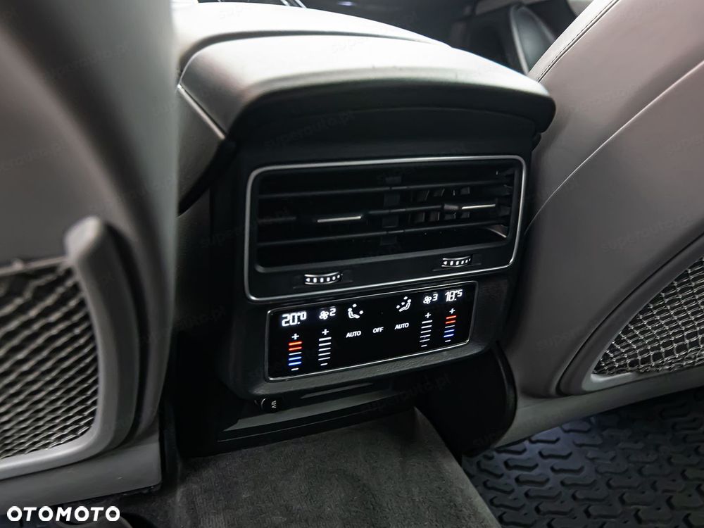 Audi Q8 50 TDI mHEV Quattro Tiptronic - 27