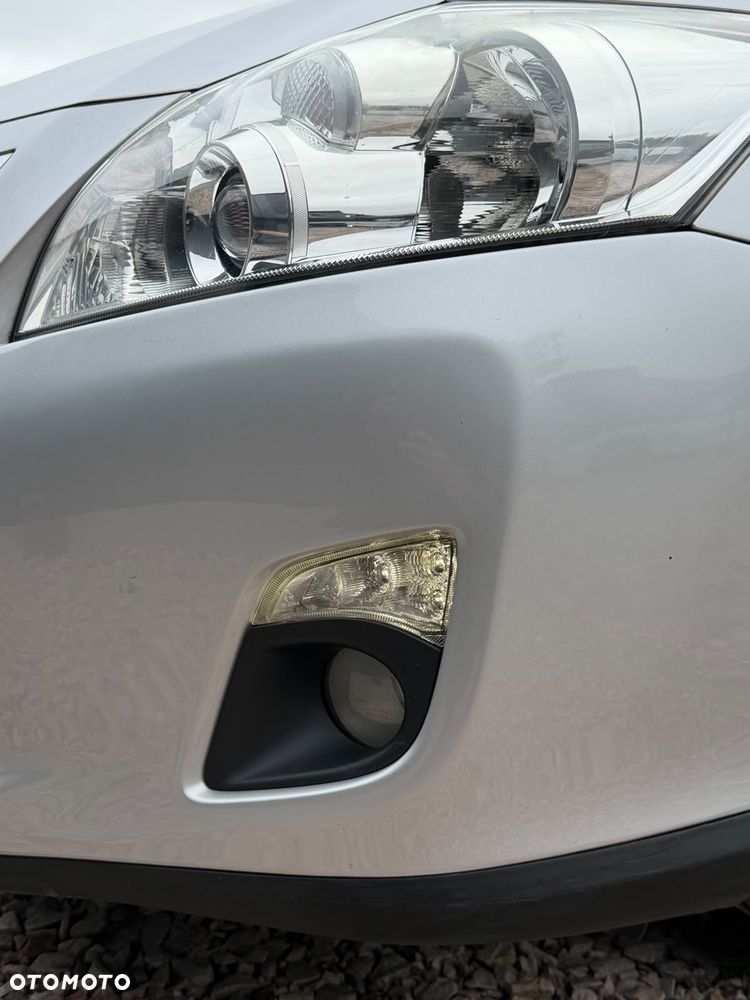 Toyota Auris 1.8 HSD Luna - 21