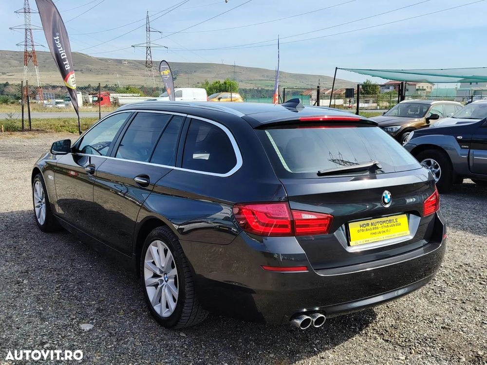 BMW Seria 5 520d Touring - 3
