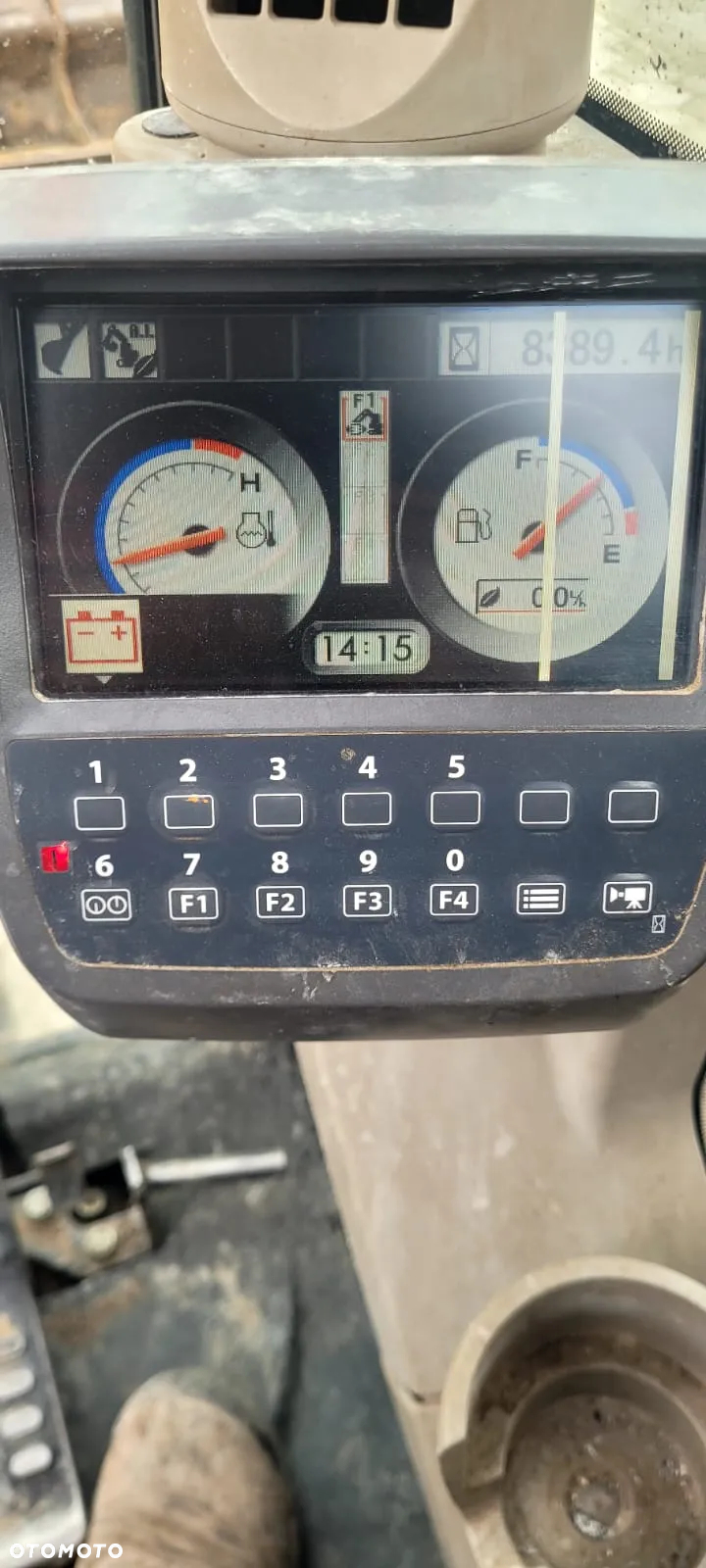 Hitachi ZX225 - 7