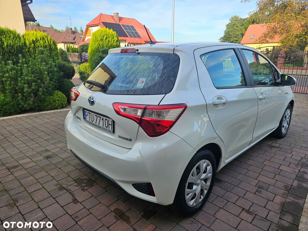 Toyota Yaris Hybrid 1.5 VVT-i Club - 6