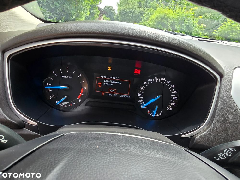 Ford Mondeo - 17