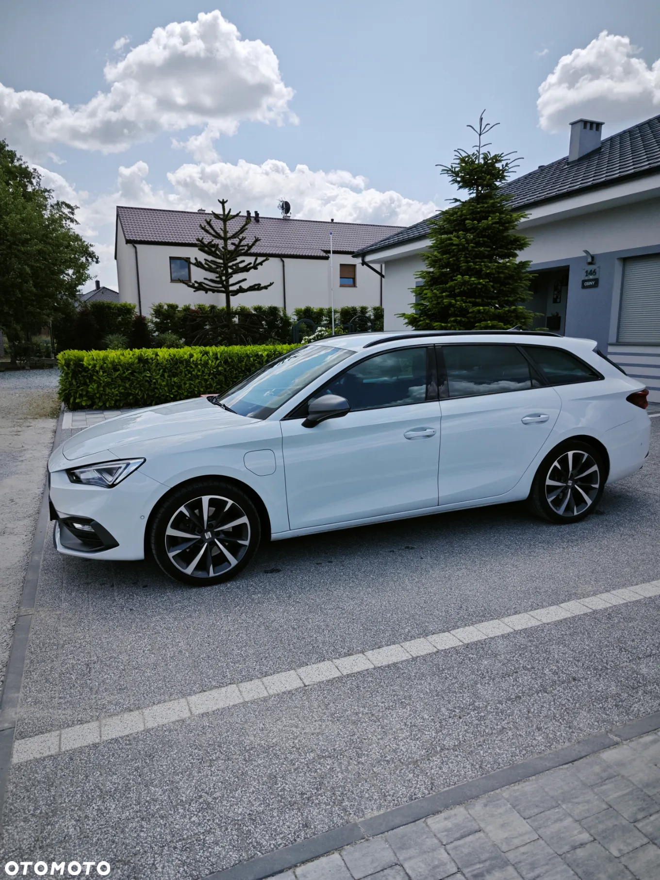 Seat Leon Sportstourer 1.4 e-Hybrid DSG FR - 3